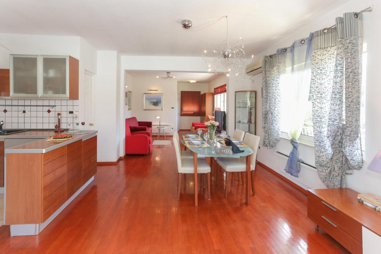 Casa Zorana-Alba Apartments Trogir Extérieur photo