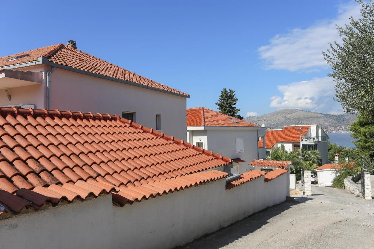 Casa Zorana-Alba Apartments Trogir Extérieur photo