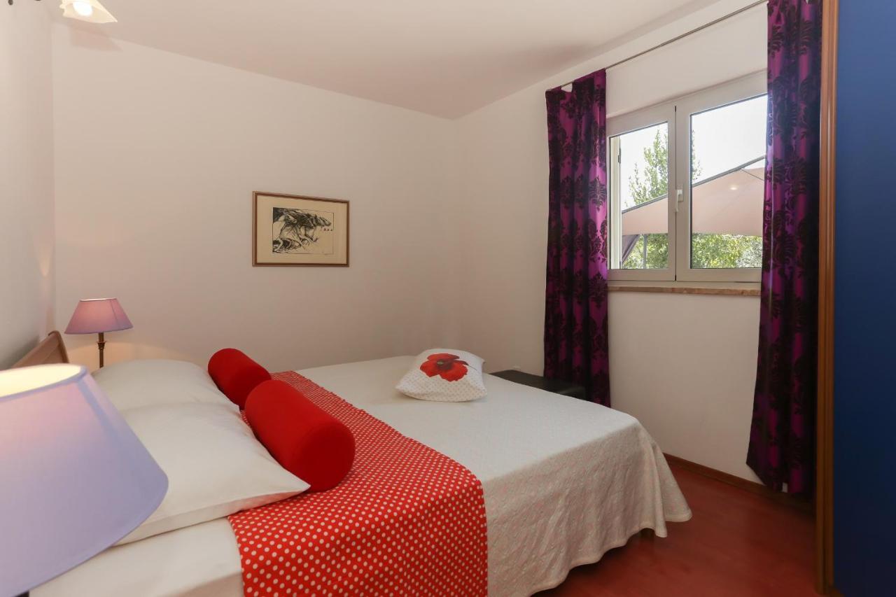 Casa Zorana-Alba Apartments Trogir Extérieur photo
